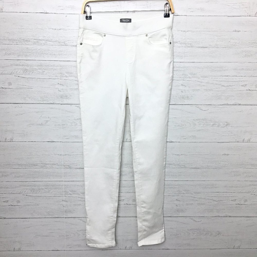 NEW Martha Stewart White Knit Denim Jeans With Ankle Zippers Pull On Stretch 8T